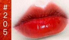 网友爆料唇釉视频大全,唇釉视频大全，美妆达人教你轻松打造迷人唇色