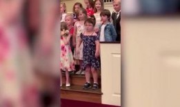 小女孩在线观看