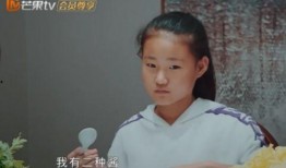 网红农村女孩吃瓜图片真实,网红农村女孩的田园生活剪影