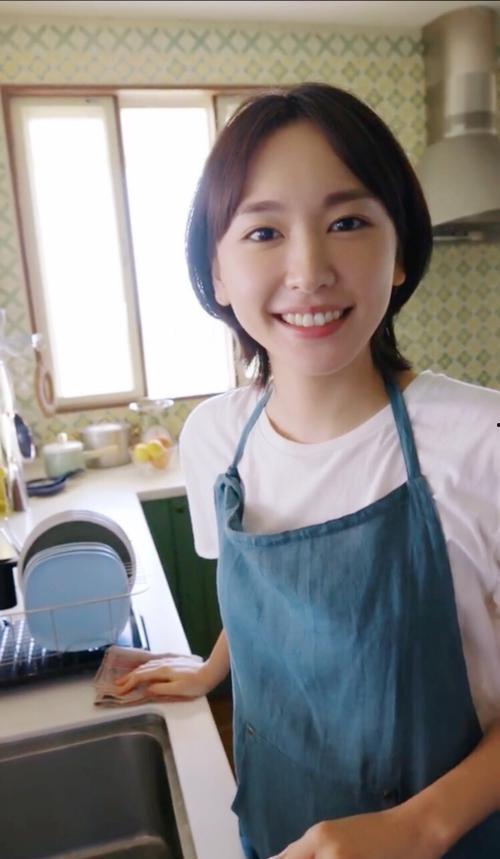 娱乐吃瓜酱初恋,甜蜜回忆与甜蜜邂逅